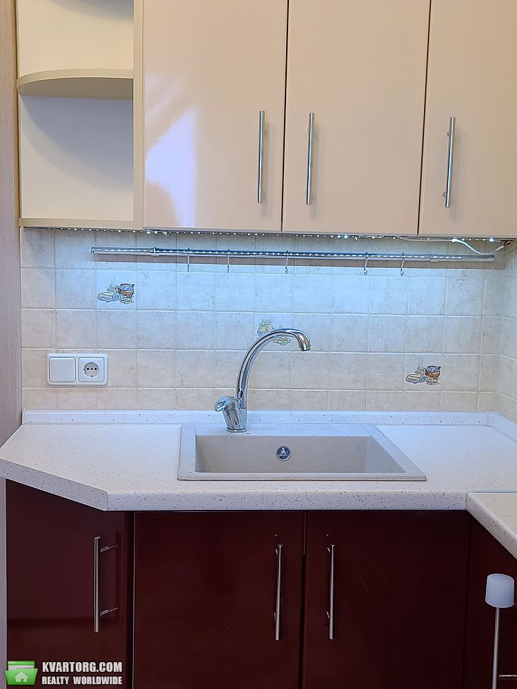 Sell 1-room apartment. Киев,  Огородная — photo 10