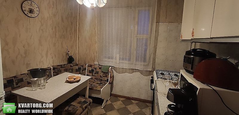 Sell 2-room apartment. Киев,  Радужная — photo 1