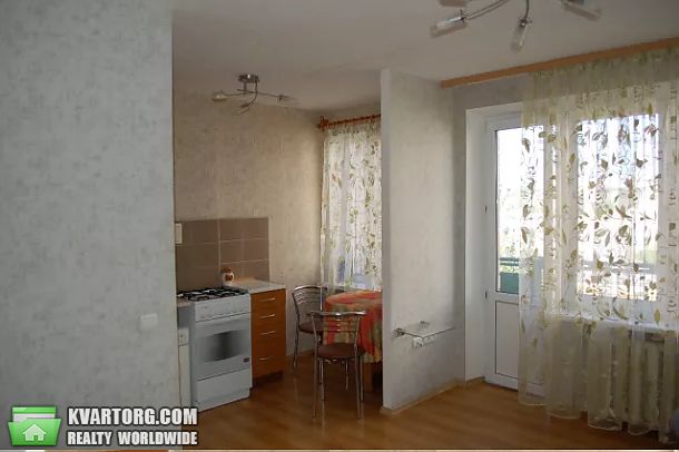 Rent out 1-room apartment. Киев,  Бастионный пер — photo 1
