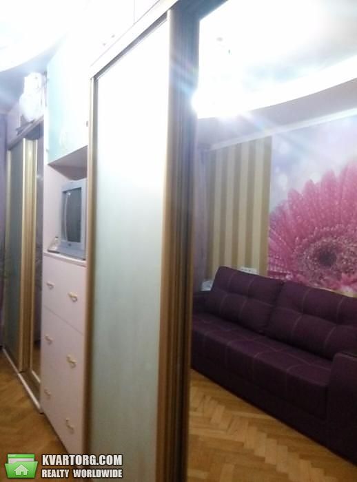 Sell 3-room apartment. Киев,  Салютная — photo 10