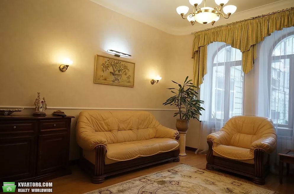 Rent out 3-room apartment. Киев,  Богдана Хмельницкого — photo 1