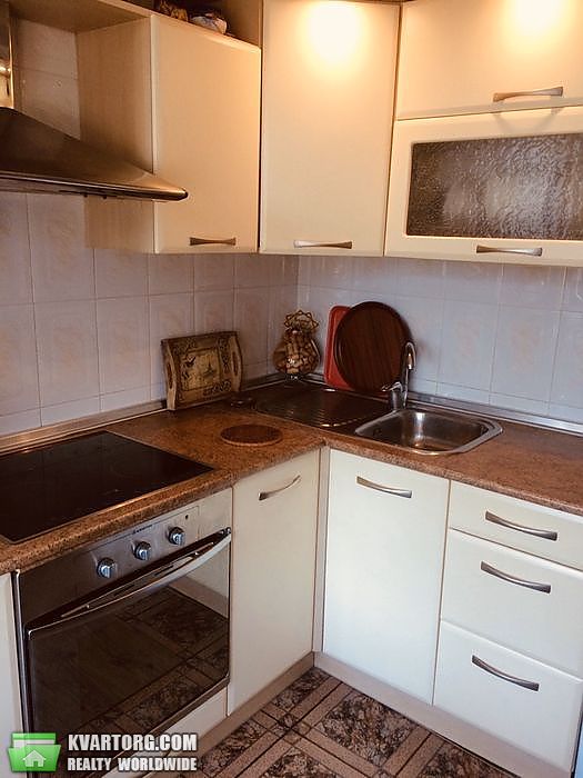 Sell 3-room apartment. Киев,  Радужная — photo 2