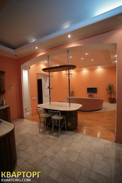 Rent out 3-room apartment. Киев, Горького — photo 1