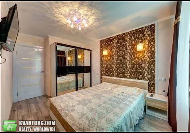 Rent out 2-room apartment. Киев,  Мельникова — photo 3