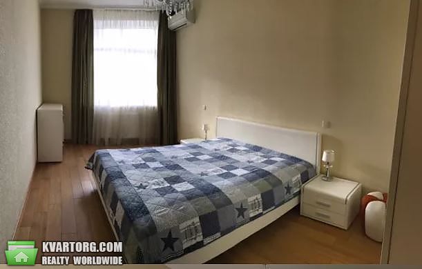 Rent out 2-room apartment. Киев,  Старонаводницкая — photo 2