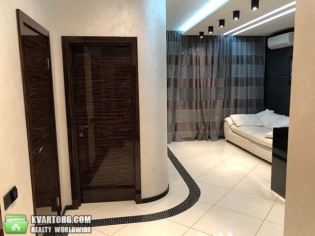 Rent out 2-room apartment. Киев,  Днепровская наб — photo 3