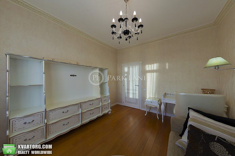 Rent out 2-room apartment. Киев,  Старонаводницкая — photo 3