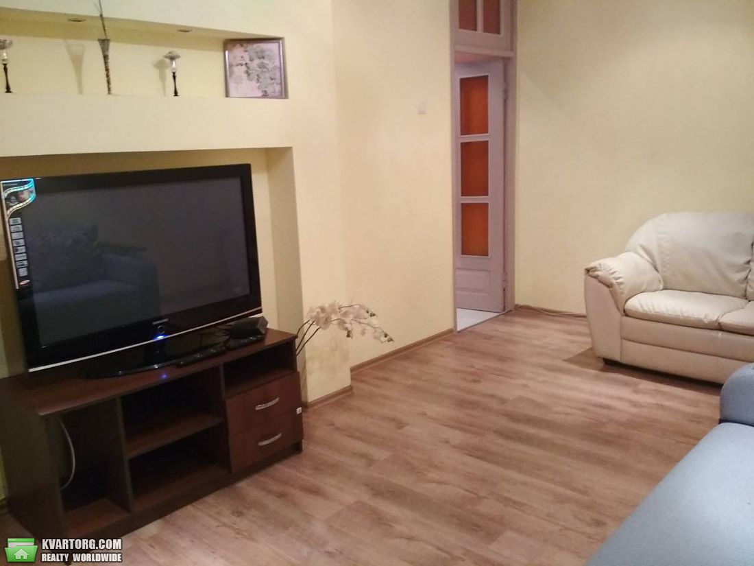 Rent out 2-room apartment. Харьков, Героев Труда — photo 4