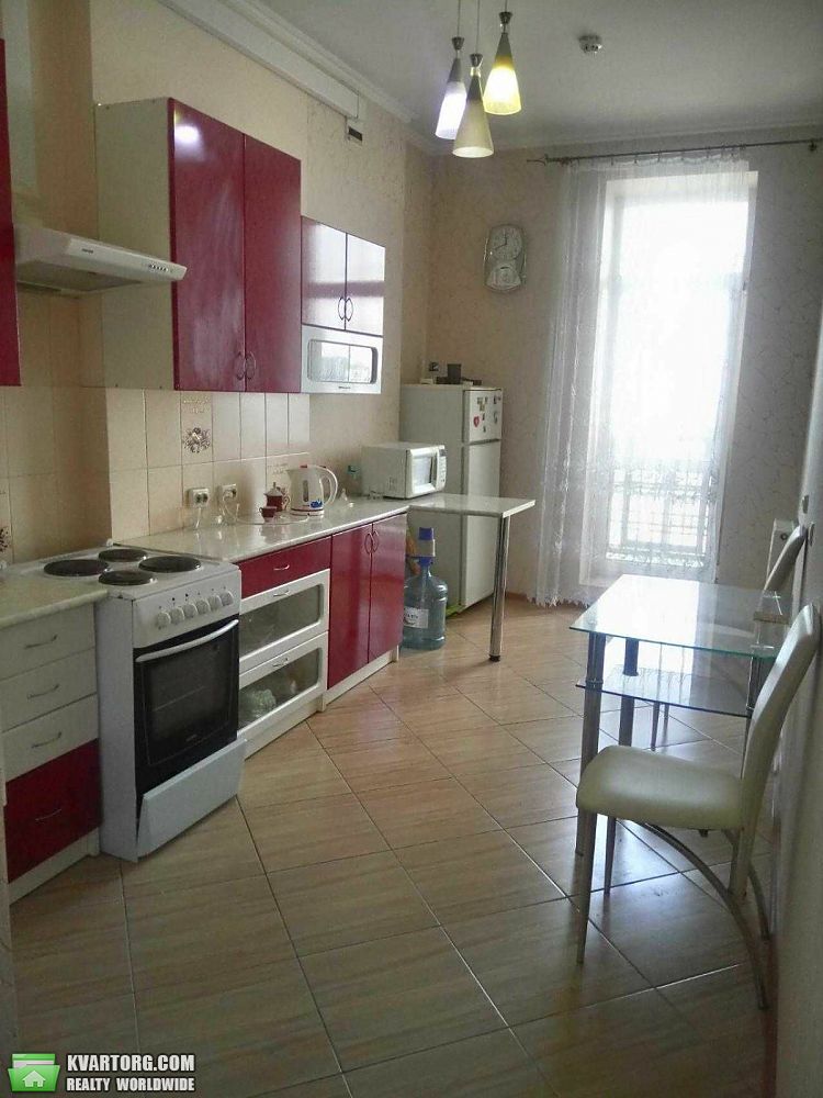 Rent out 1-room apartment. Киев, Евгения Коновальца — photo 7
