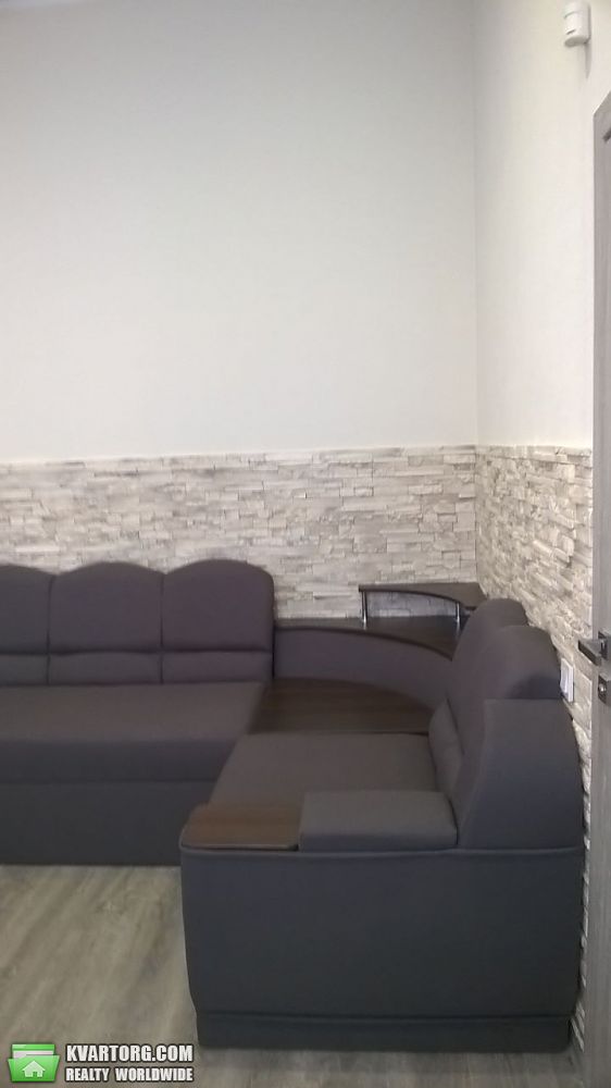 Rent out 2-room apartment. Киев, Шота Руставелли — photo 2