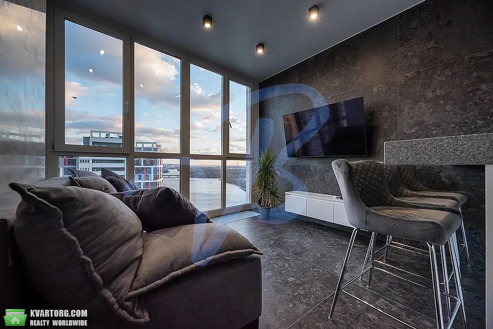 Sell 1-room apartment. Киев,  Никольско-Слободская — photo 2