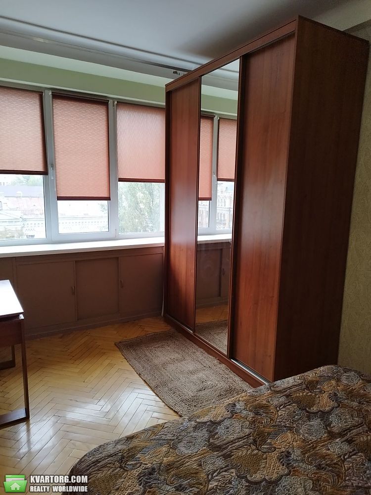 Rent out 2-room apartment. Киев, Шевченко бульвар — photo 4