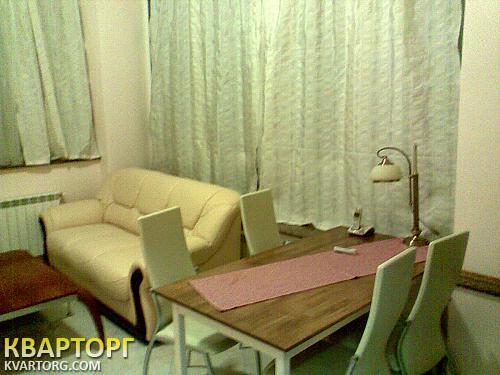 Rent out 2-room apartment. Киев,  Кловский спуск — photo 3