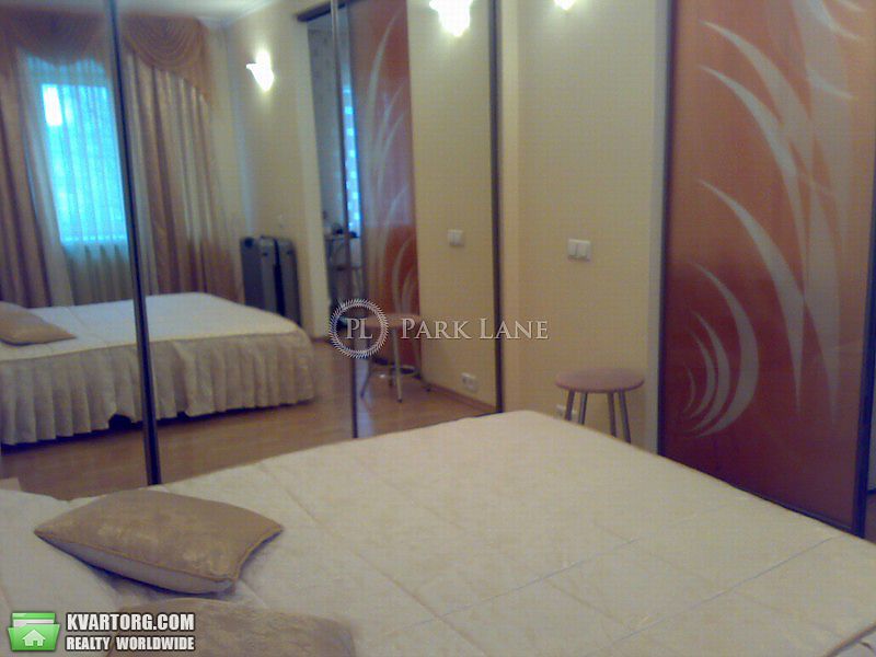 Rent out 2-room apartment. Киев,  Большая Васильковская — photo 3