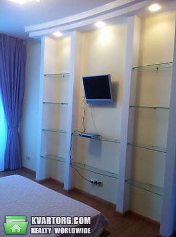 Rent out 2-room apartment. Киев,  Нагорная — photo 5