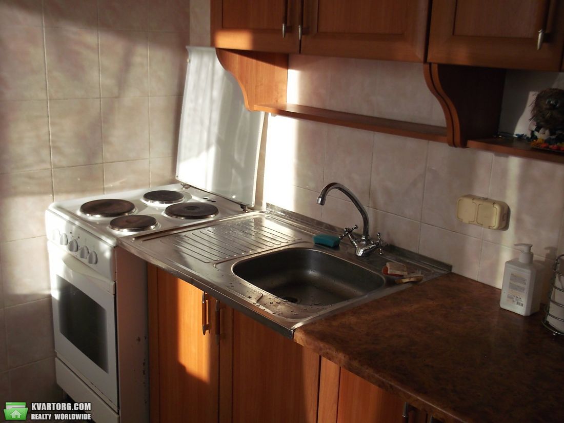 Rent out 1-room apartment. Киев, пр.Свободі — photo 5