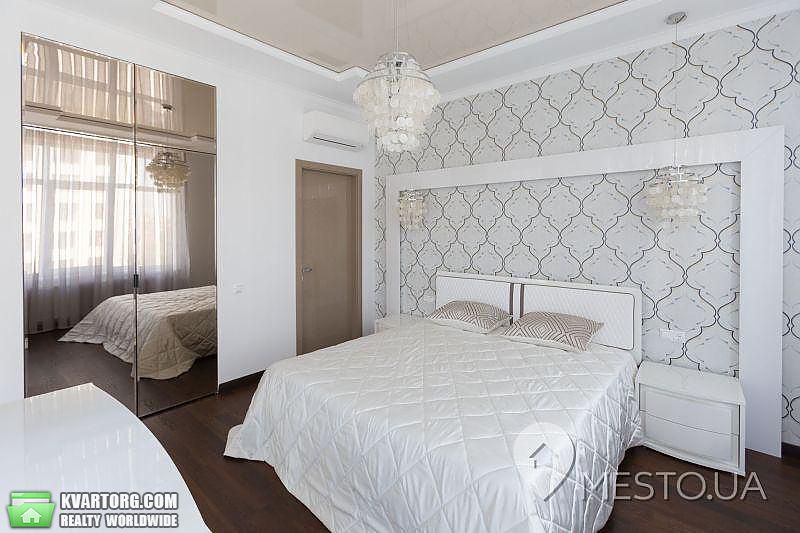 Sell 3-room apartment. Киев,  Драгомирова — photo 7