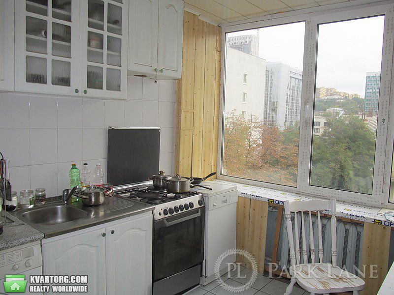 Sell 3-room apartment. Киев,  Предславинская — photo 6