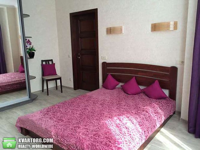 Rent out 3-room apartment. Киев,  Рижская — photo 3