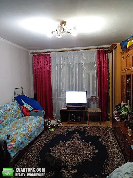 Sell 3-room apartment. Вышгород,  Школьная — photo 2
