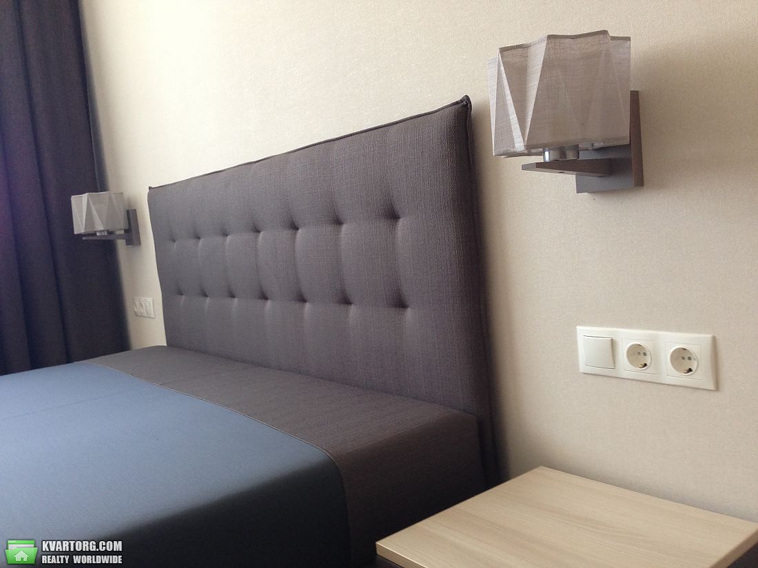 Rent out 1-room apartment. Киев,  Барбюса — photo 2
