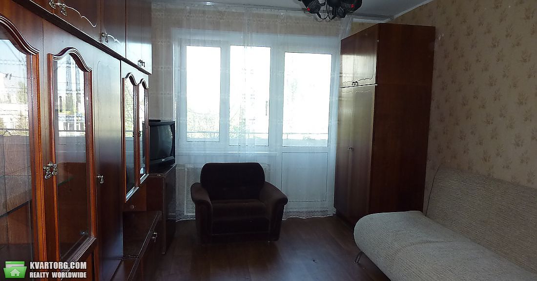 Sell 3-room apartment. Киев,  Березняковская — photo 1