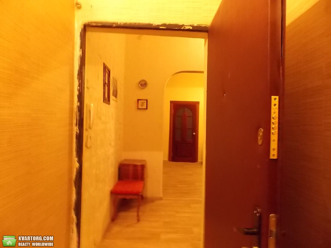 Sell 2-room apartment. Киев,  Жилянская — photo 2