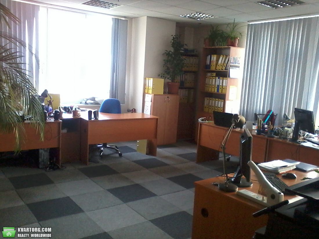 Rent out office. Киев,  Антоновича — photo 1