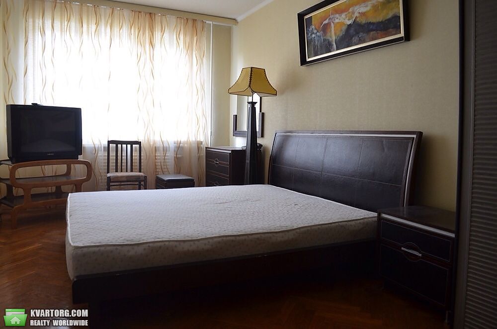 Rent out 2-room apartment. Киев,  Оболонский пр — photo 2