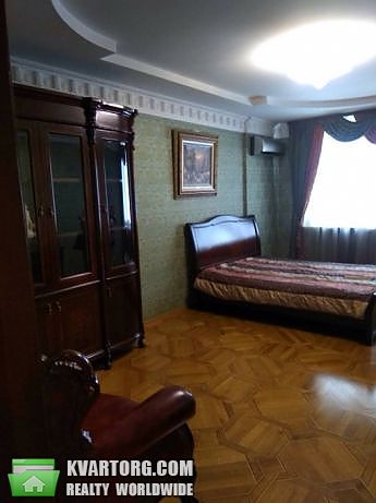 Rent out 3-room apartment. Киев,  Черновола — photo 4