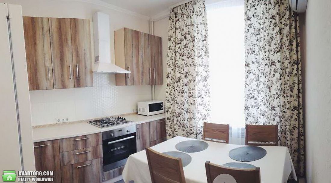 Rent out 2-room apartment. Киев,  Гордиенко пер — photo 5