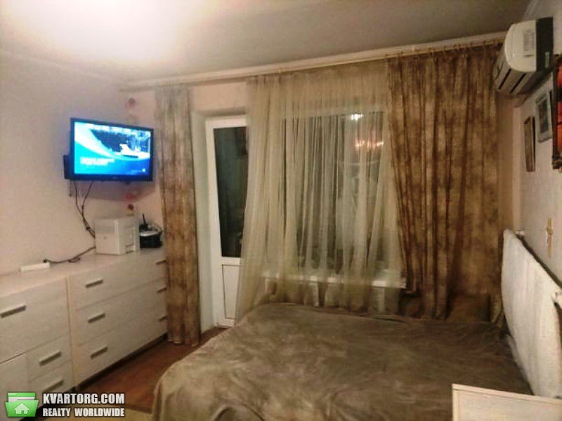 Sell 1-room apartment. Киев,  Бажана — photo 1