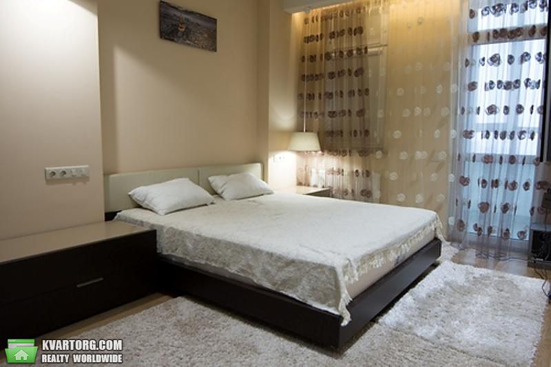 Rent out 3-room apartment. Киев, Коновальца — photo 5