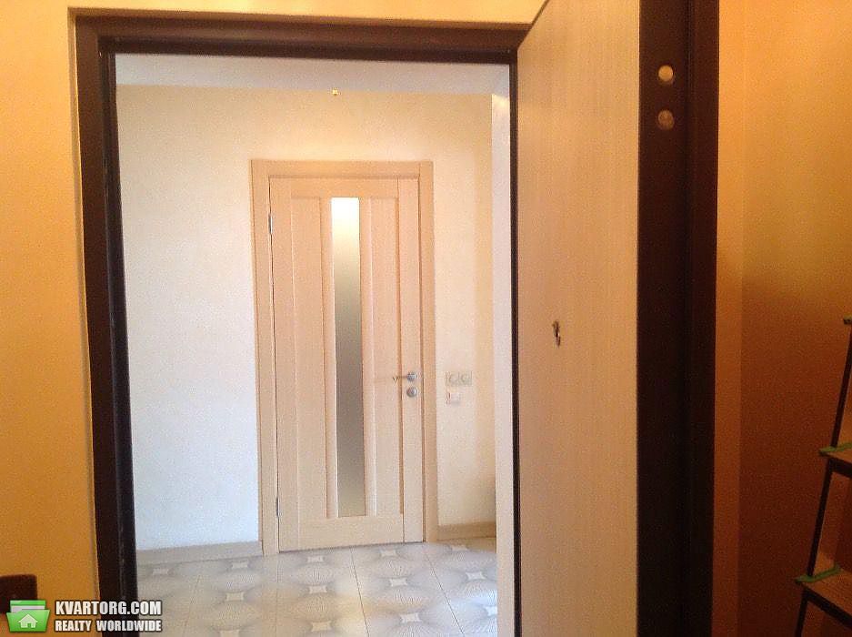 Rent out 2-room apartment. Киев,  Саксаганского — photo 8
