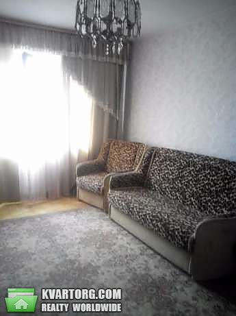 Sell 2-room apartment. Киев,  Маяковского — photo 1