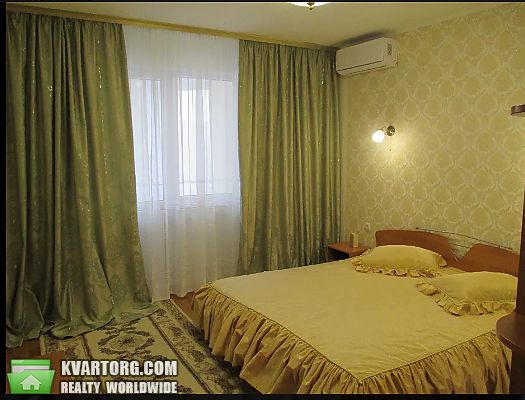 Rent out 2-room apartment. Киев,  Мельникова — photo 1