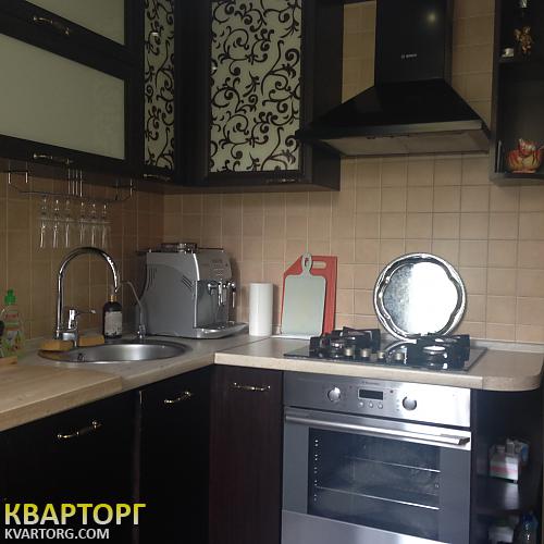 Sell 3-room apartment. Киев,  Богдановская — photo 9