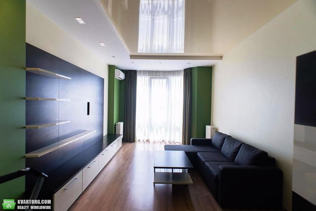 Rent out 2-room apartment. Киев,  Лабораторный пер — photo 1