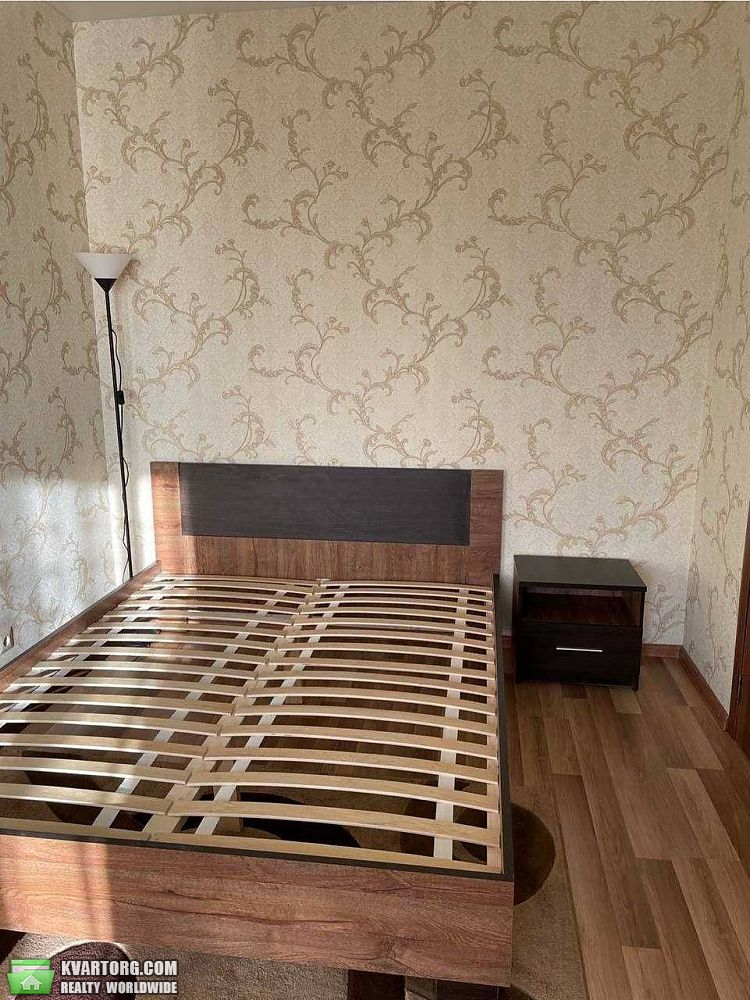 Rent out 1-room apartment. Киев, Повітряних сил — photo 7