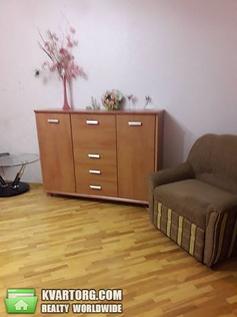 Rent out 2-room apartment. Киев,  Вильямса — photo 3