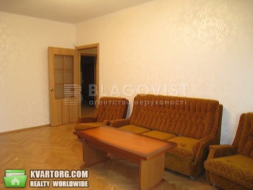Rent out 3-room apartment. Киев, Предславинская — photo 4