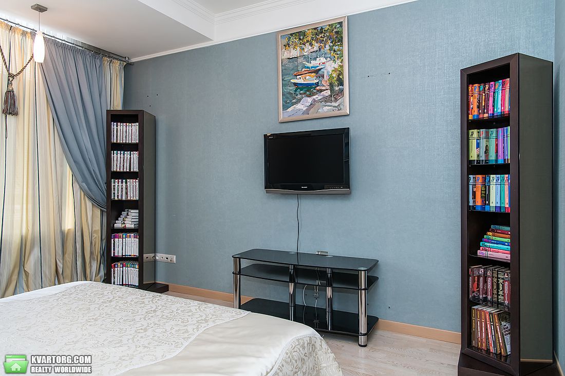 Rent out 3-room apartment. Киев,  Круглоуниверситетская — photo 6