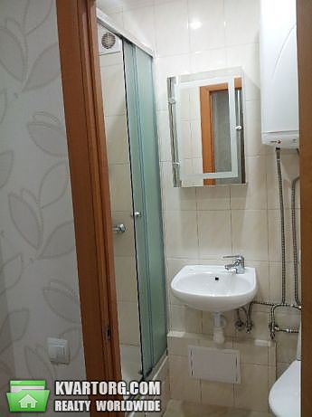 Rent out 1-room apartment. Киев,  Лескова — photo 3