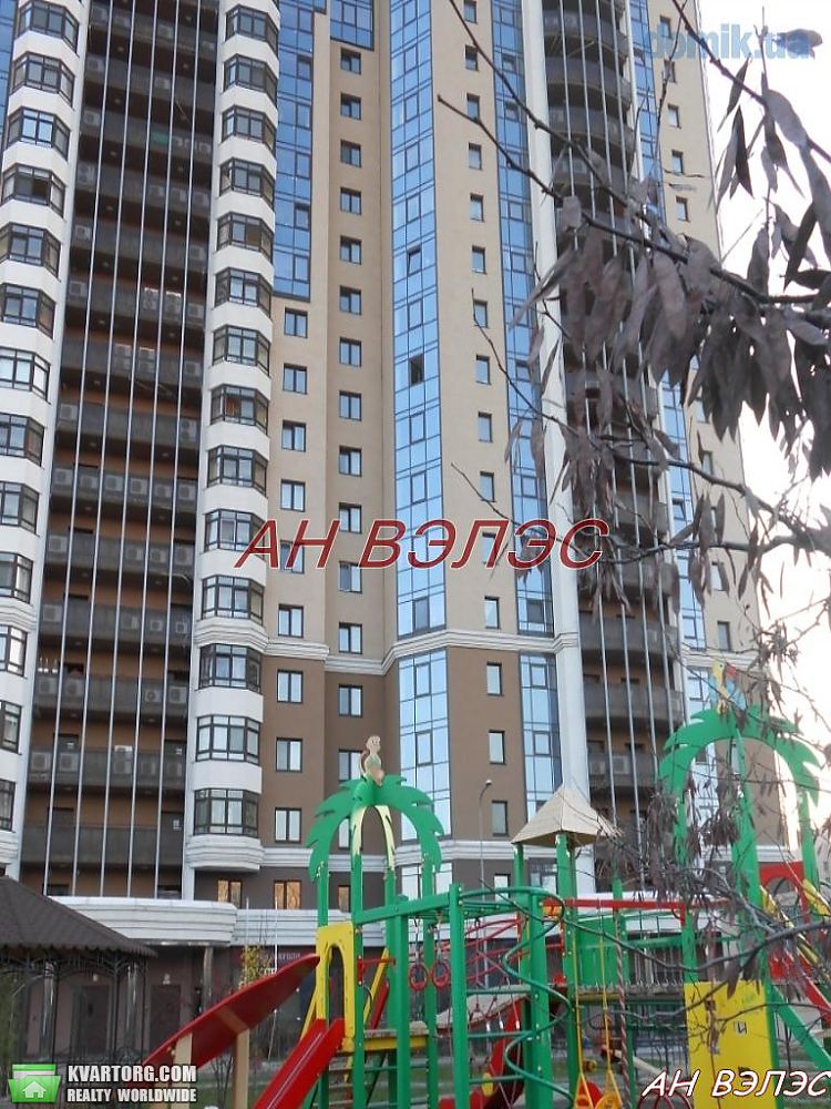 Sell 3-room apartment. Киев,  Дегтяревская — photo 1