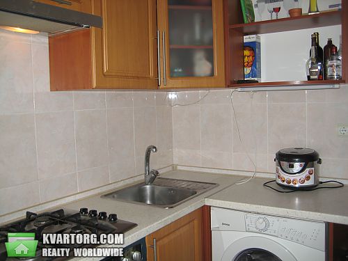 Sell 1-room apartment. Киев, Харьковское шоссе — photo 1