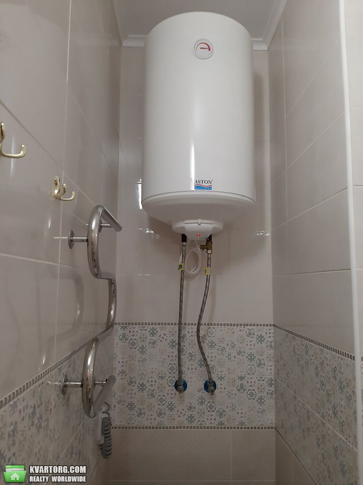 Rent out 1-room apartment. Киев, Семьи Кульженко — photo 7