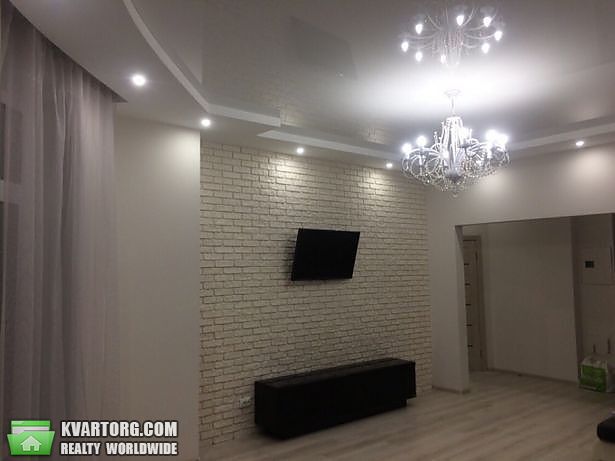 Rent out 1-room apartment. Киев,  Дружбы Народов бул — photo 1