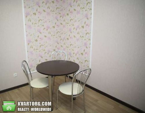 Rent out 2-room apartment. Киев, Урловская — photo 7