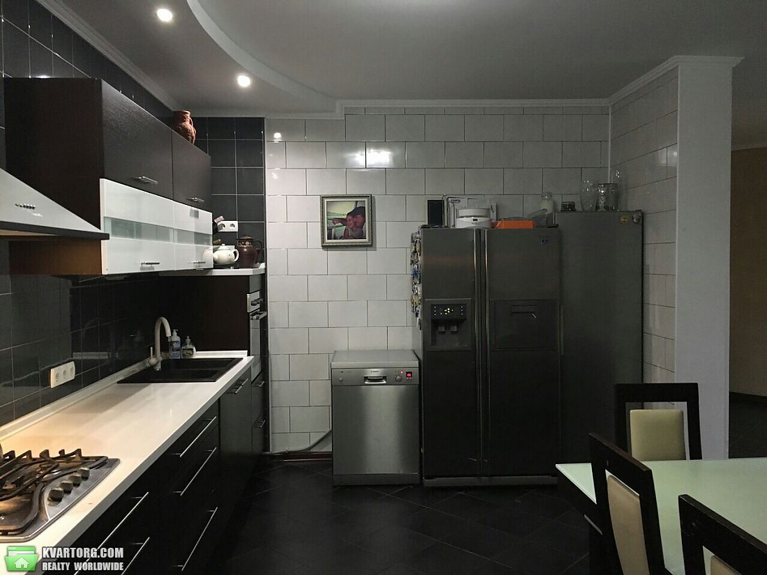 Sell 4-room apartment. Киев, Раисы Окипной — photo 1