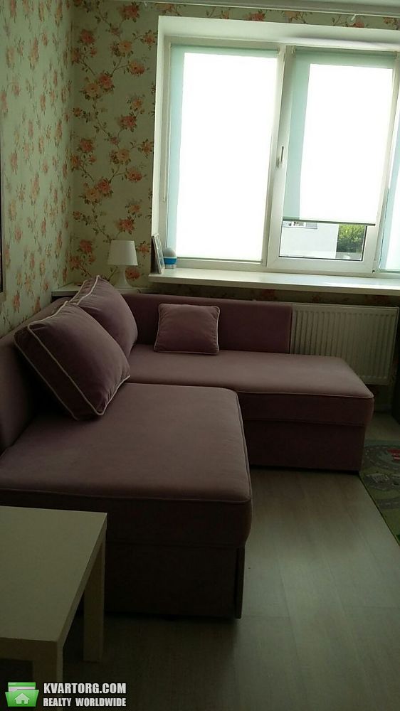 Rent out 2-room apartment. Киев, Николая Хвилевого — photo 4